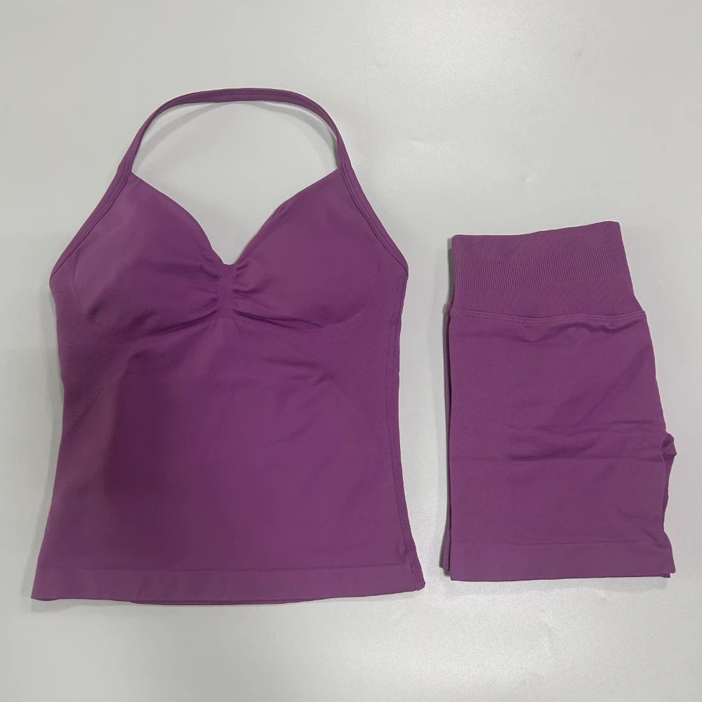 2-Piece Women’s Seamless Gym Set – Tank Top & Scrunch Shorts