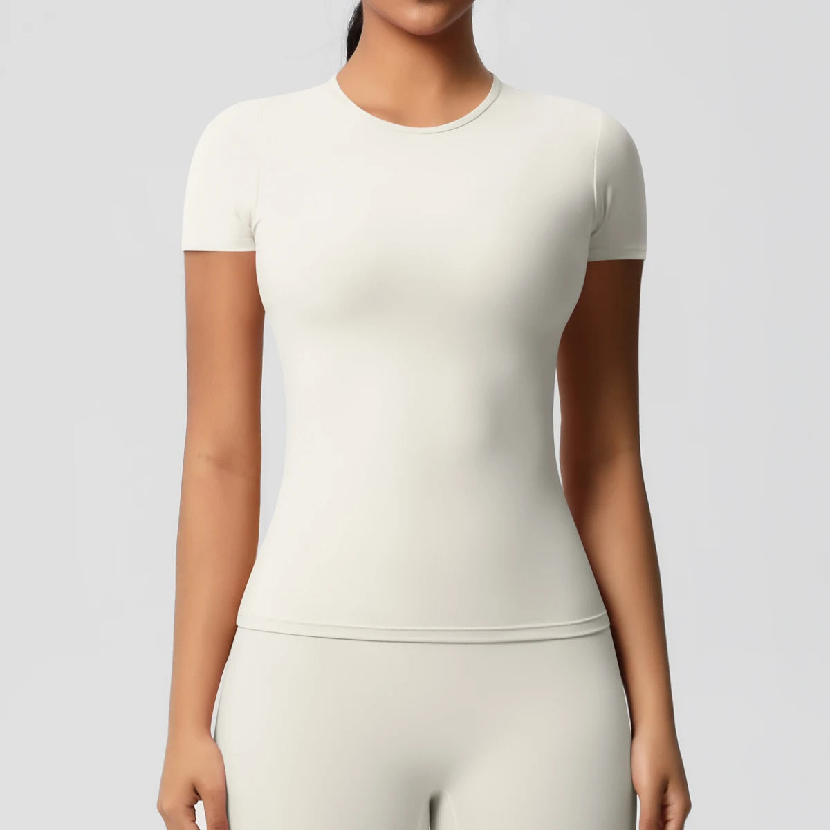 Women’s High-Elastic Sports Top – Breathable Gym & Workout Tee