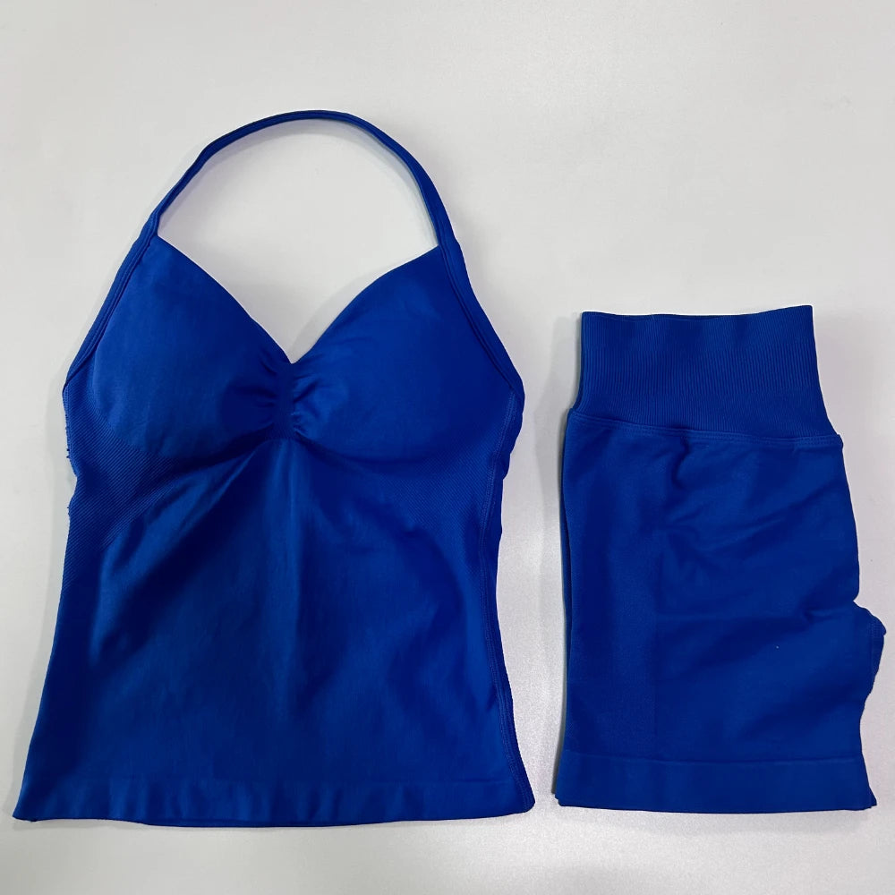 2-Piece Women’s Seamless Gym Set – Tank Top & Scrunch Shorts