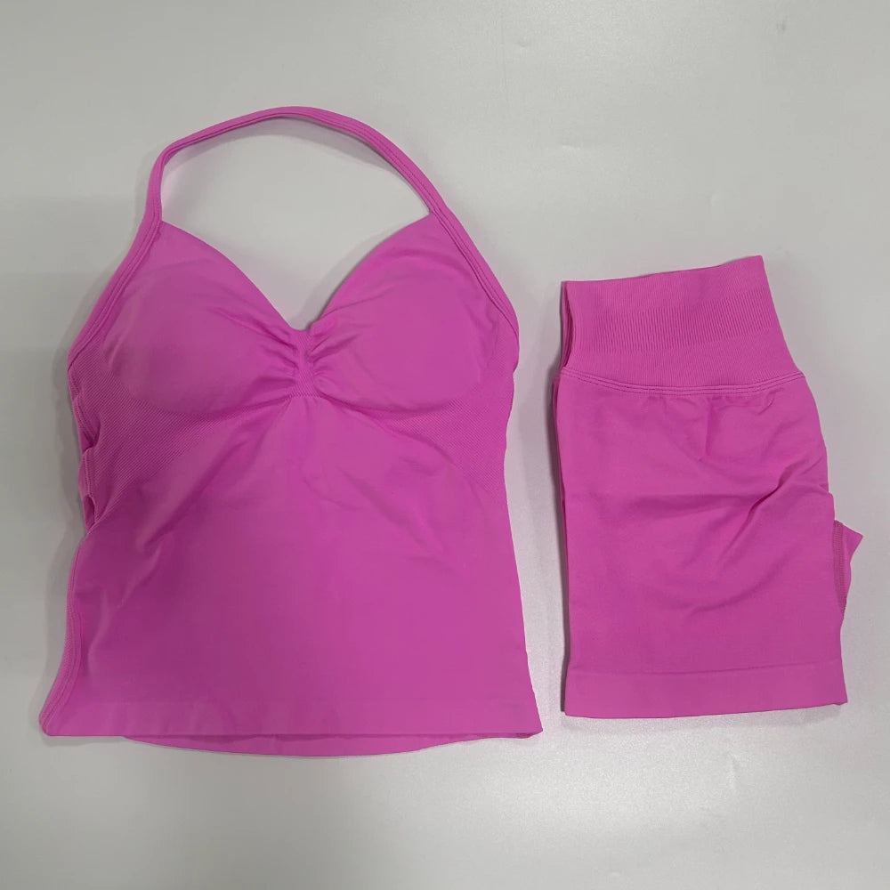 2-Piece Women’s Seamless Gym Set – Tank Top & Scrunch Shorts